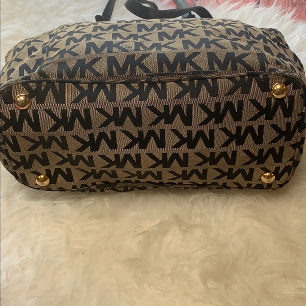Michael Kors Logo Tote Shoulder Bag Purse - Picture 2 of 8